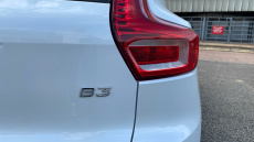 Volvo XC40 2.0 B3P Plus Dark 5dr Auto Petrol Estate